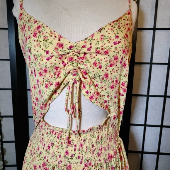 Vanilla Star Juniors' Floral-Print High-Low Maxi Dress Size XL Cream Combo - Picture 3 of 8